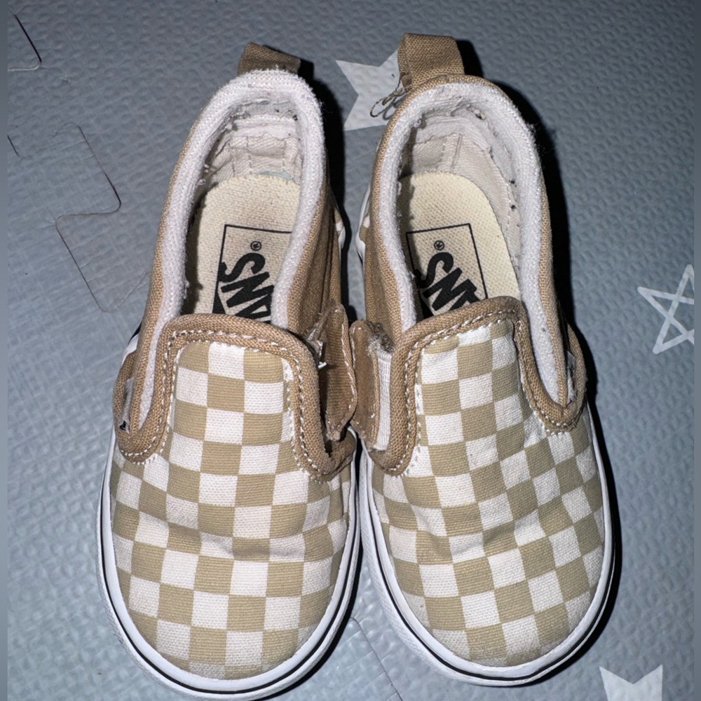 Brown checkered toddler vans
